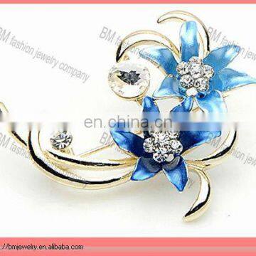 2013 New Arrival High Quality Beautiful Flower Rinestone Booch Pin Jewelry