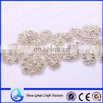 Supply the New Manual Nail Bead Bead Embroidery Wedding Wedding Dresses Crystal Claw Drilling Accessories The Bride Wearing Spot photo-2