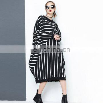 TWOTWINSTYLE Striped Hit Color Dress Women O Neck Long Sleeve Oversize Loose Midi photo-2