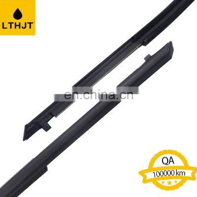 Car Accessories Auto Spare Parts Car Front Right Door Outer Window Moulding 75710-0R060 For RAV4 AXAH5#