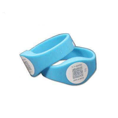 Disposable 13.56MHz RFID NFC Concert /Water Park Silicon Wristband