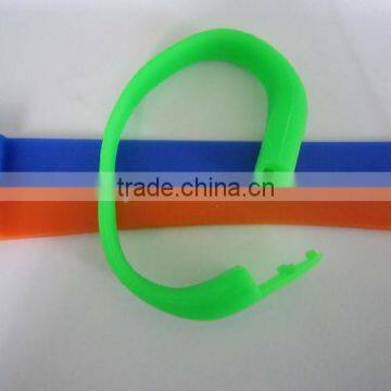 classic usb bracelet,waterproof usb bracelet,silicon usb bracelet,cheap usb flash drives bracelet