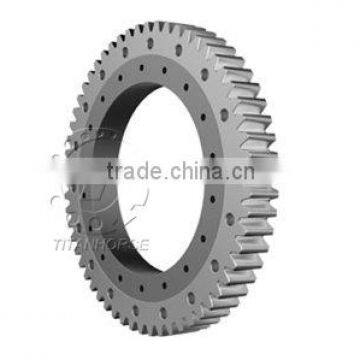 Worm drive slewing ring