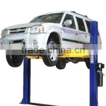 Two post car lifts/ car hoist