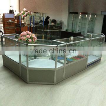 2015 hot design lockable display glass retail counter