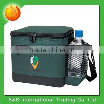 Hot Sell Cheap Lunch Polyester Cooler Bag With Font Zipper Pocket photo-3