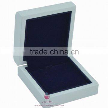 Luxury White Earring Gift Box photo-6