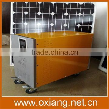 Pure sine wave 700W portable solar generator