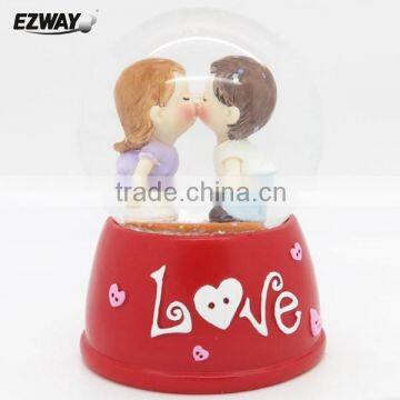 Custom Made Wedding Couple Snow Globe for Wedding Decorations