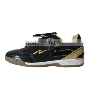 Most fashionable soccer shoes ,flat sole indoor football shoes