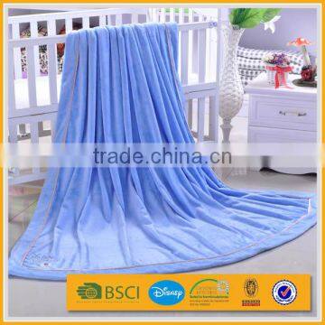 2014 wholesale cheap light blue plain thick warm flannel fleece blanket