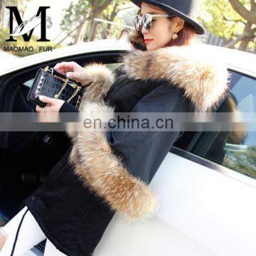 New Arrival Latest Design Big Raccoon Fur Collar Coats Women Winter Fur Coat