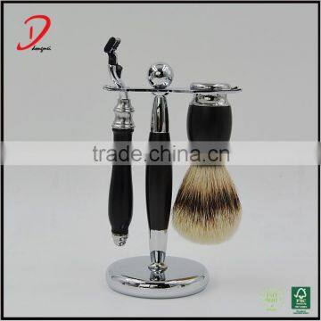 high quality low MOQ badger shaving brush set ,mens shaving brush gifts set