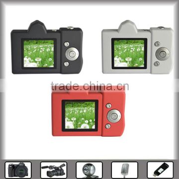 mini digital camera video camera with 1.5" display & built-in lithium battery, support TF card