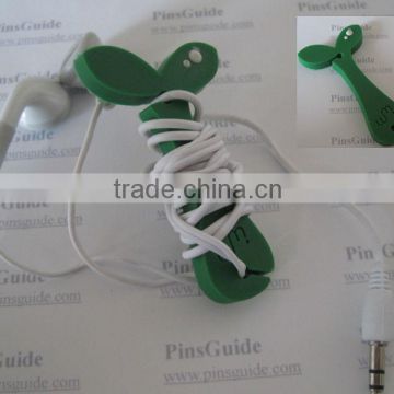 China supplier tourist souvenir soft rubber earphone cable winder