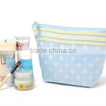 Fashion shape clutch cosmetic bag for women