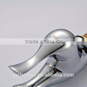 New design chrome brass kitchen mixer