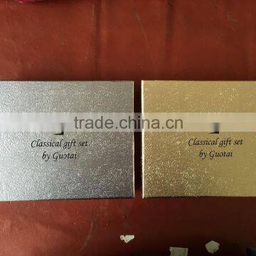 9oz Leather Wrapping Hip Flask and Antique Copper Zinc Alloy Logo and 4 Cups Are Arranged in the Package Box. photo-4