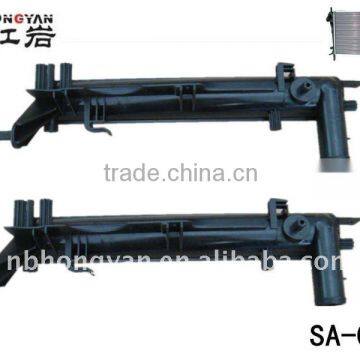 China Good Price for Saab Aluminum Radiator Plastic Tank With Car Accessories photo-2