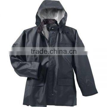 HOODED RAIN JACKET