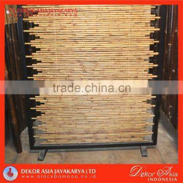 Bamboo Cendani Fence with wooden black frame