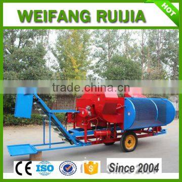 Matched 20-50HP double wet or dry usage groundnut land peanut picking machine,peanut pikcer