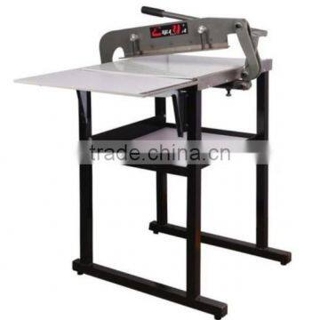 Hand Operated Pinking Machine 20 Inch