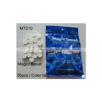 2015 Hot Non-woven Compressed Tissue with Zip Bag Packing