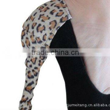 SC017 Elegant removable leopard fabric heel condoms