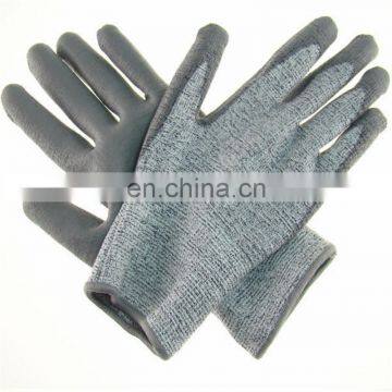 High Performance Level 5 Protection PU Coating Cut Resistant Gloves