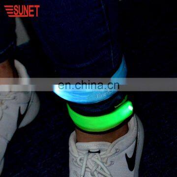China Custom Glow Reflective Slap Band photo-2