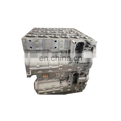 Diesel engine cylinder blocks for 6L 6Le 5260555