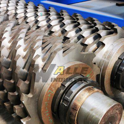 Metal Plastic Crusher Double Shaft Pet Bottle Grinding Multipurpose Tire Shredder Tyre Crushing Machine