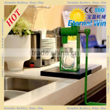 High efficiency edible oil home hand operated oil expeller