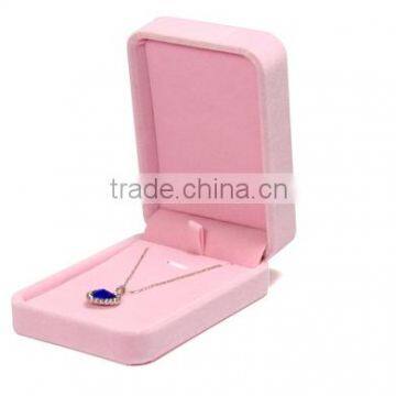 AN38 ANPHY Noble Flip Necklace Plush Jewelry Gift Box Display Pink 6.8*10.1*3.5cm 79g