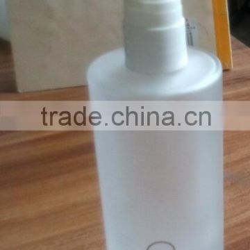 100ml custom made frosted lotion bottle with white pump