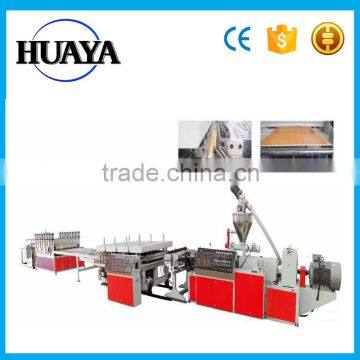 PVC/WPC Crust/Half Crust Foamed Sheet Production Line/Machinery/Extruding Line