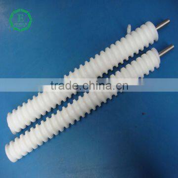 Good Self-lubrication CNC Machined for Plastic Uhmw-pe Conveyer Screw photo-4