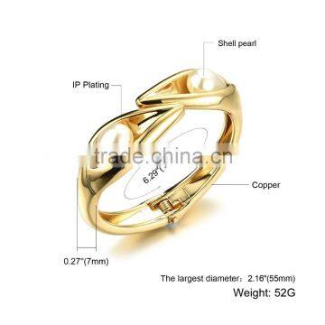 New Products 2016 Innovative Design Women Jewelry Expandable Gold Bangle Claw Bracelet With Pearl