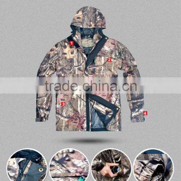 Outdoor jacket for winter camouflage hunting