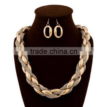 Fashion Necklace Charm Chain Statement Bib Necklace Matte Gold Plated Necklaces Jewelry For Women photo-2