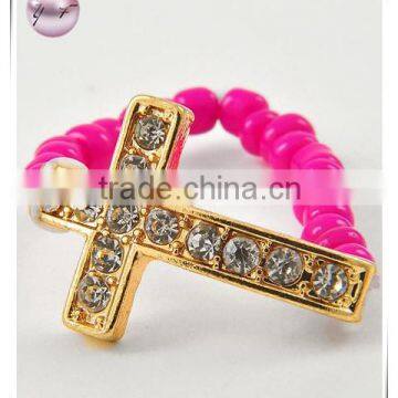 beeds Cross Stretch Ring