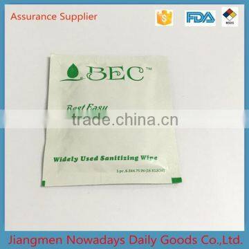 Antibaterial 2015 biodegradable wet wipes