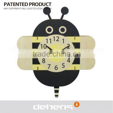 DEHENG Children's Day gift wooden wall clock