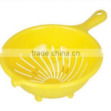 Plastic Sieve Basket With Handle photo-1