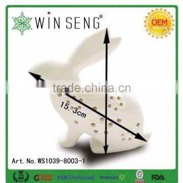 Porcelain Rabbit for Garden Decoration With Hollowed Out Shape photo-4