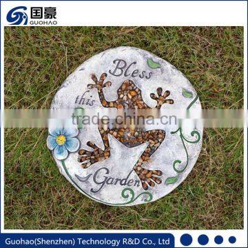 Charming adornment for entry paths frog Stepping Stones Garden