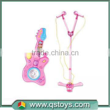 Kid's musical instrument set with toy microphone