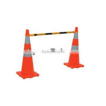 2014 Retractable Traffic Cone Bar