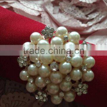Silver Luxury Pearl & Rhinestone Napkin Ring For Wedding Candlelight Dinner photo-2